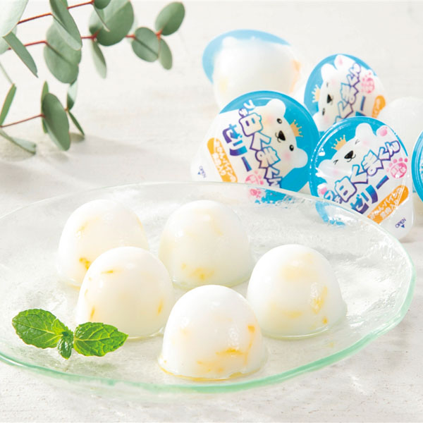 果実味わう しろくまゼリー13個